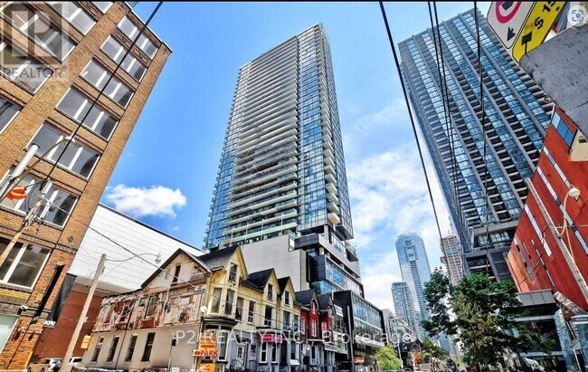 Photo du bâtiment - 290 Adelaide St W