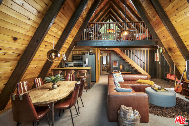 Building Photo - 1281 Aleutian Dr