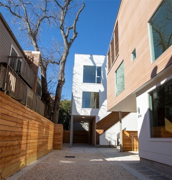 Foto del edificio - 3512 Mt Vernon St