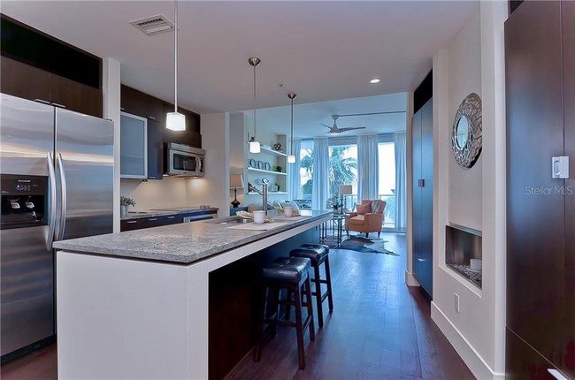 Building Photo - 912 Channelside Dr
