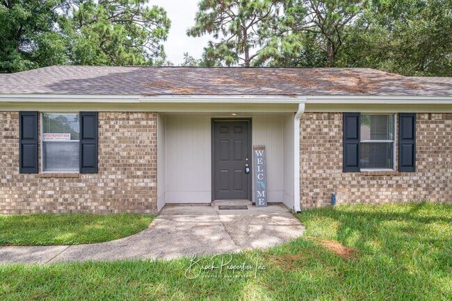 Building Photo - 7584 Sandy Creek Dr