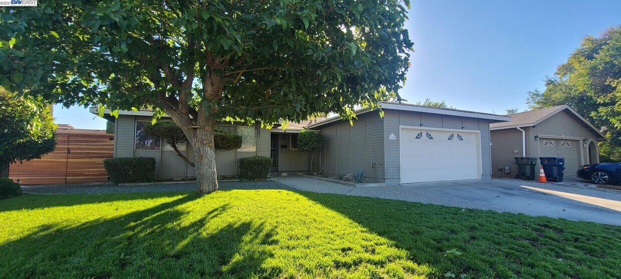 Primary Photo - 375 Virginia Dr