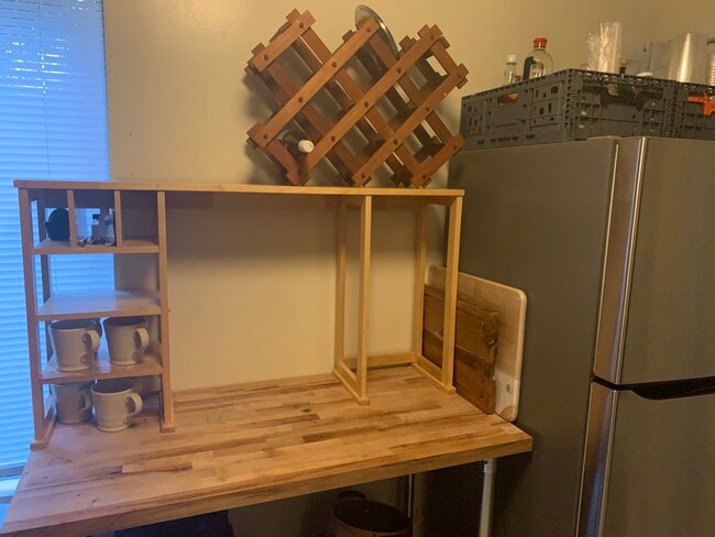 Building Photo - 9627 Whiteacre Rd