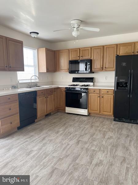 Building Photo - 2818 Woodmont Dr
