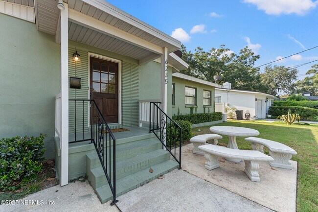 Foto del edificio - 6235 Fordham Cir E