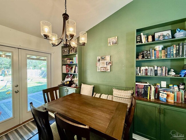 Building Photo - 5899 Cedar Tree Dr