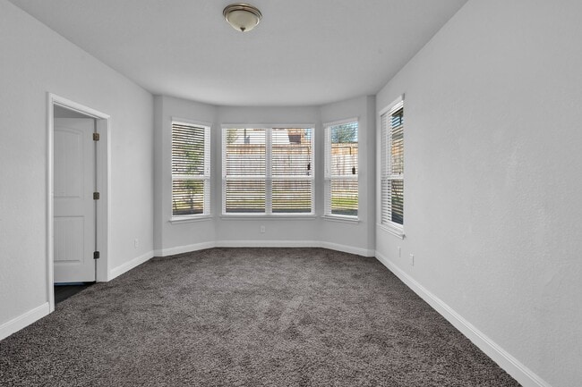 Building Photo - 5710 Calaveras Way