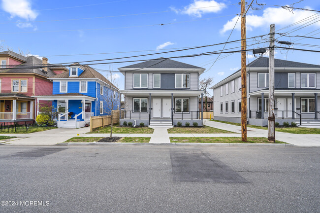Building Photo - 910 Cookman Ave