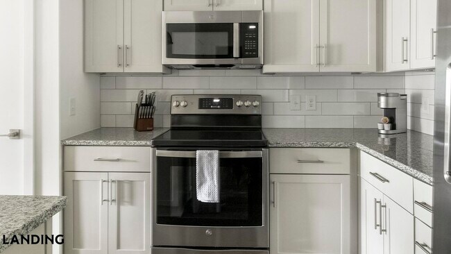 Foto del edificio - 2110 Birkhall St