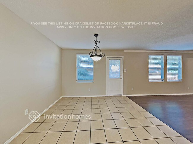 Foto del edificio - 1512 Windy Meadows Dr