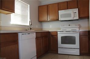 Building Photo - 9076 Gervais Cir