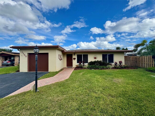 Foto del edificio - 1780 NW 39th Pl