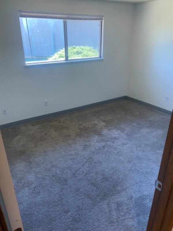 Foto del edificio - 2688 NW Norwood St