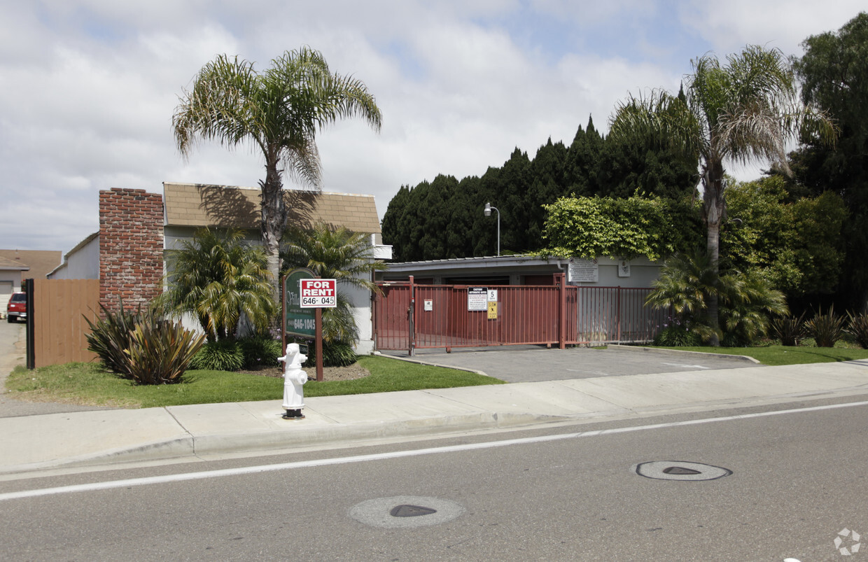 Building Photo - Villa Mesa Apartment Homes