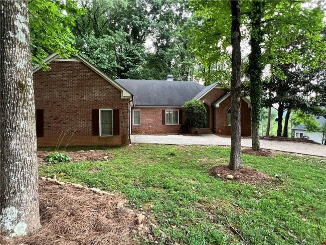 Building Photo - 5035 Hamptons Club Dr