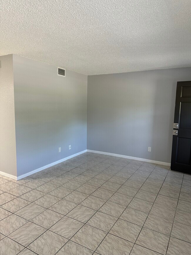 Foto del edificio - 6026 22nd Ave N