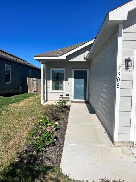 Foto del edificio - 2308 Nightview Dr