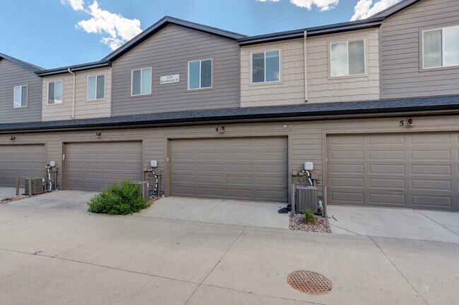 2 Car Garage - 2720 Barnstormer St