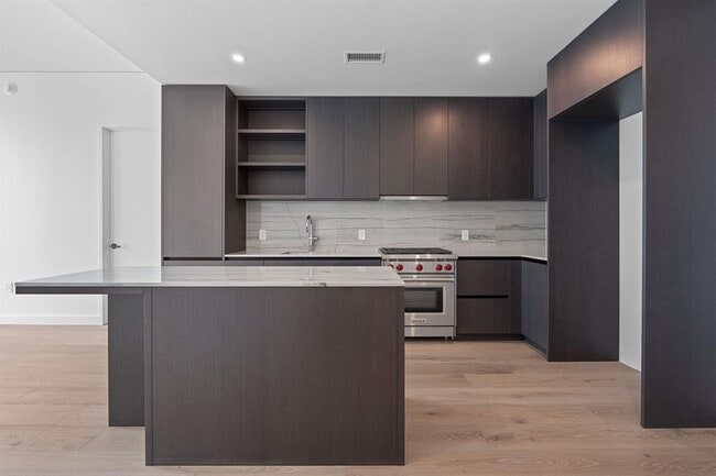 Foto del edificio - 610 Davis St