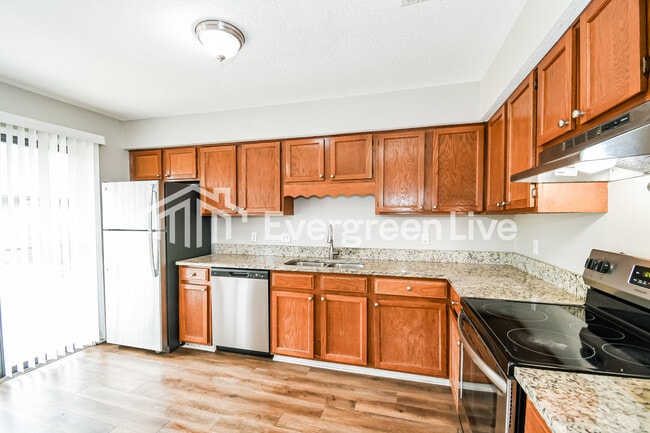 Building Photo - 8149 Amberwood Ct