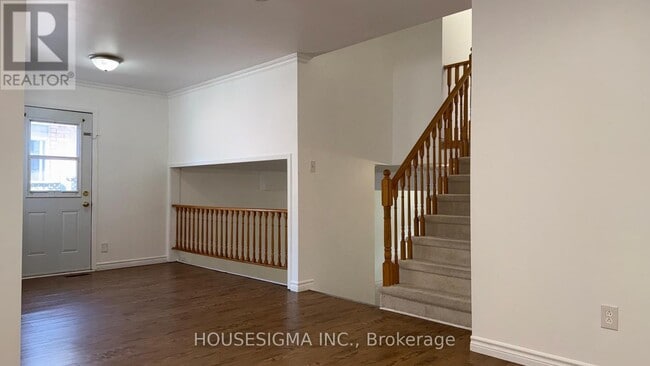 Building Photo - 57 Bushford St