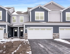 Building Photo - 15139 S Hepworth Pl