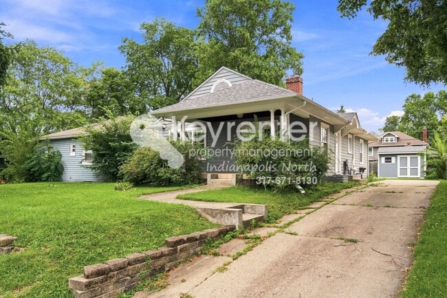 Photo - 528 W 43rd St House