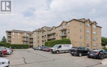 Building Photo - 1460-1460 Bishops Gate