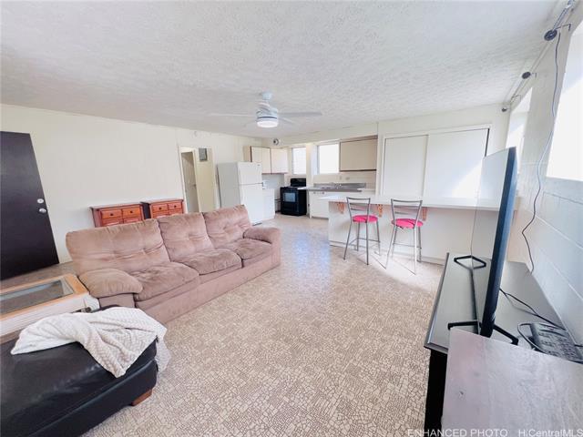 Building Photo - 3229 Ahinahina Pl