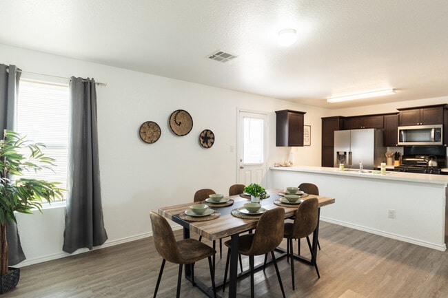 Photo - 5938 Autumn Palms House