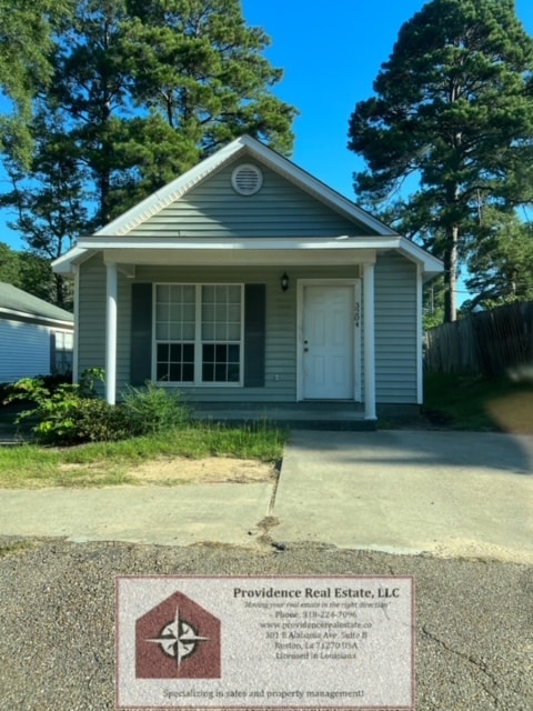 Building Photo - 3204 Sutton Dr