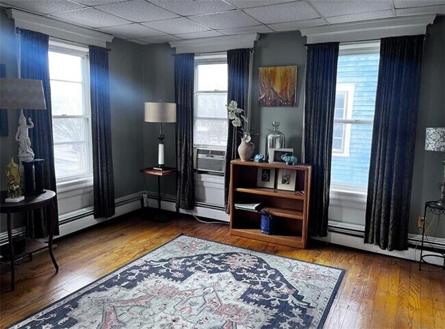 Foto del edificio - 498 Broadway Av