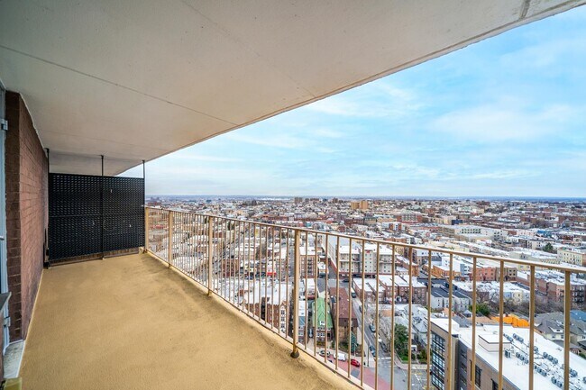 Foto del edificio - 6040 JFK Blvd E