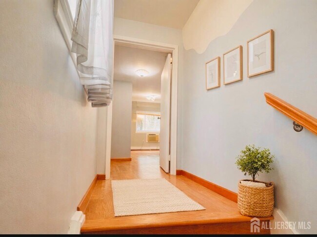 Foto del edificio - 20 Lake Ave