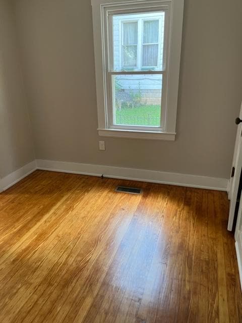 Building Photo - 303 Central Ave