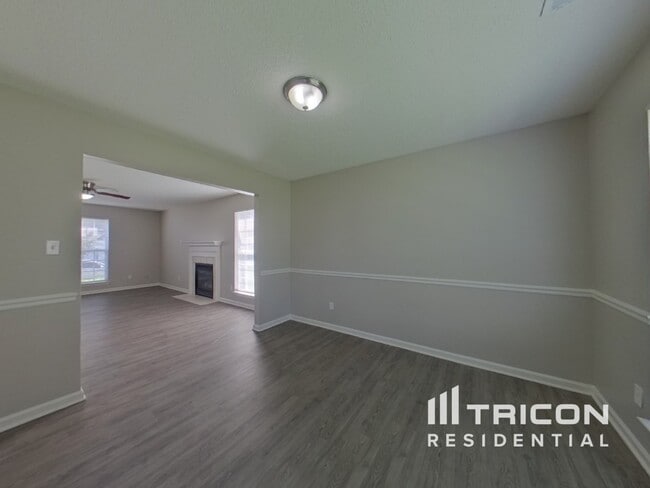 Foto del edificio - 3310 Nevin Brook Rd