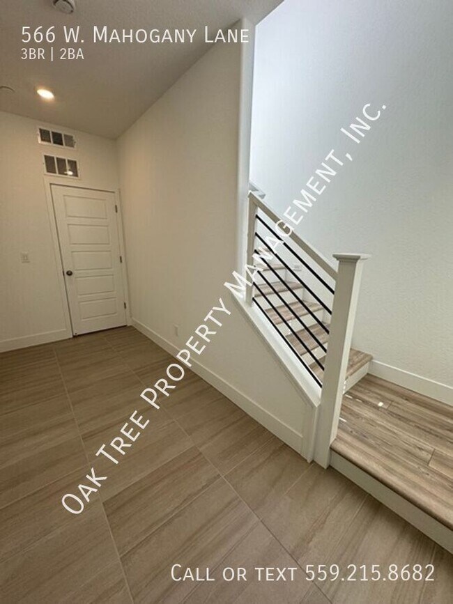 Foto del edificio - 566 W Mahogany Ln