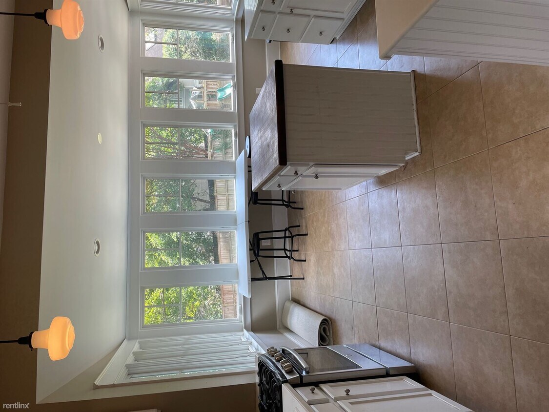 Building Photo - 5 br, 2 bath House - 3124 N Pershing Dr