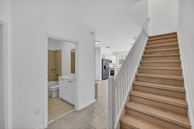 Foto del edificio - 12221 NW 24th Pl