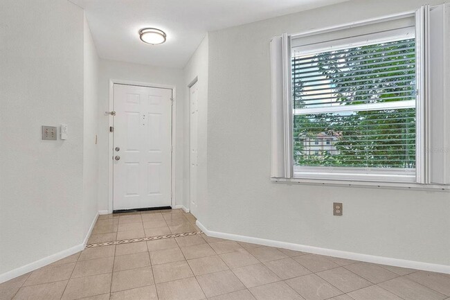 Building Photo - 3032 Parkway Blvd