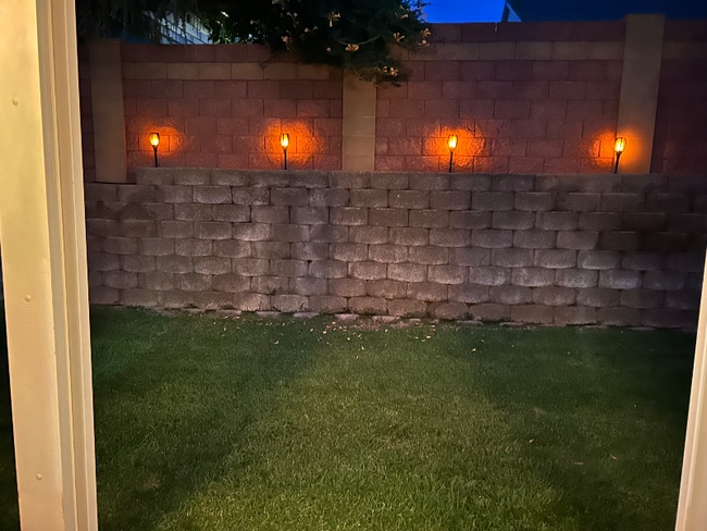 Foto del edificio - 9805 Mia Ln