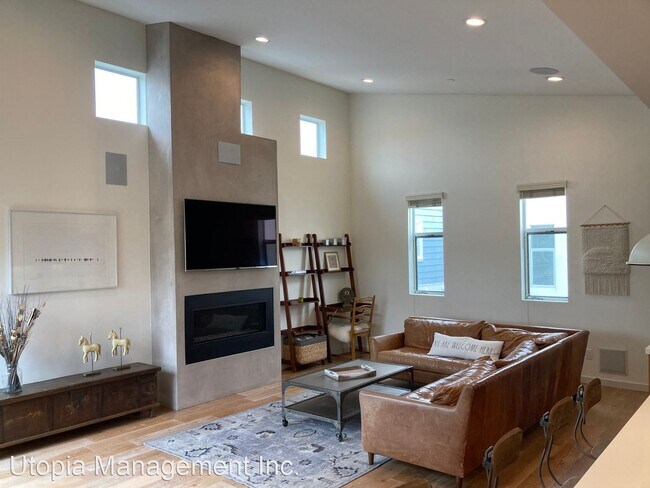 Foto del edificio - 4 br, 4 bath House - 521 S Broadway #B