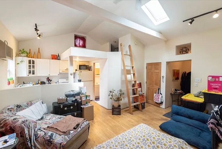 3506 N Reta Ave Unit Coach House, Chicago, IL 60657 Apartments in