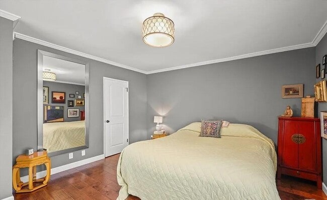 Foto del edificio - 12938 Valleyheart Dr