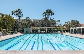 Building Photo - 6400 Crescent Park E