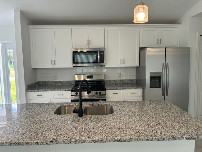 Building Photo - New Construction 4/2