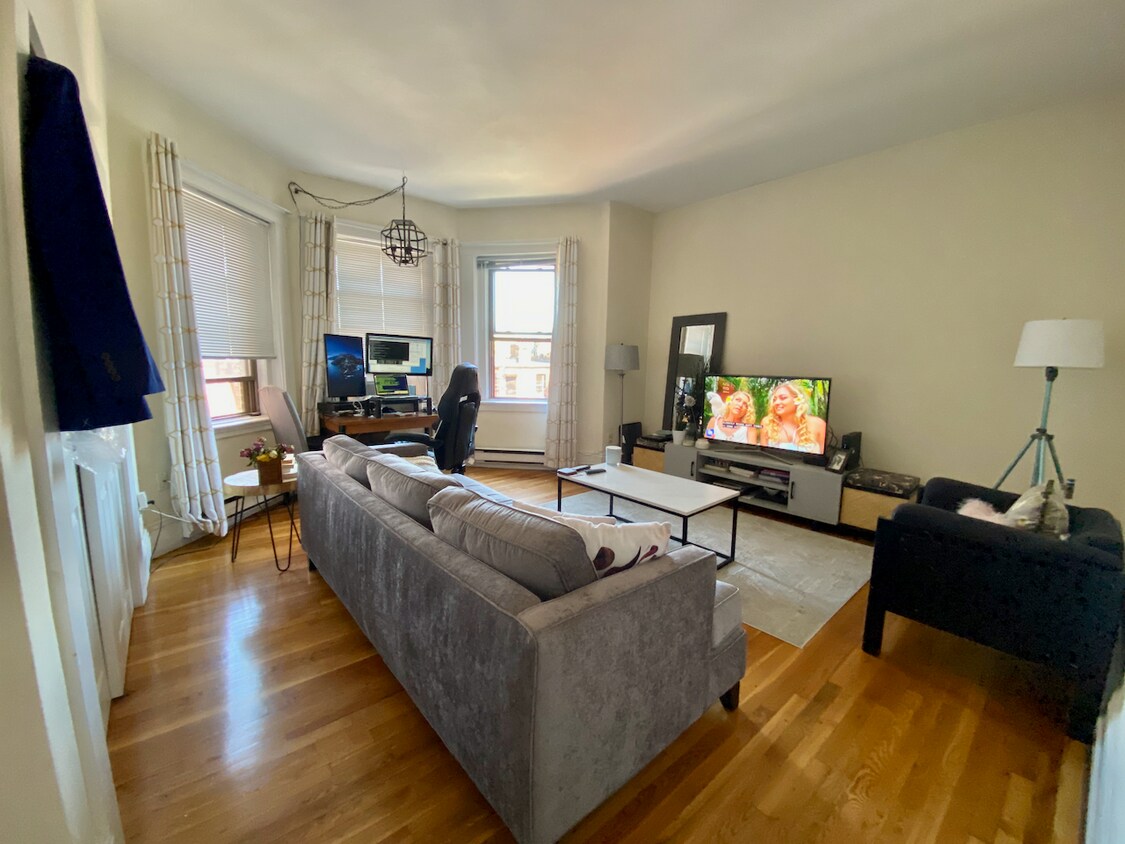 Foto principal - 913 Boylston St