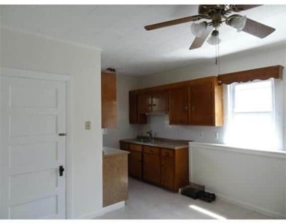 Building Photo - ROOM FOR RENT - Walk to Brighton Center