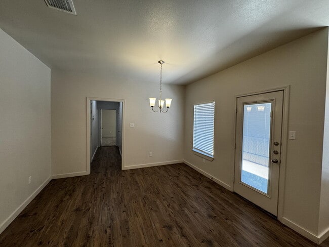 Foto del edificio - 2627 135th St