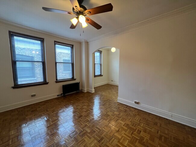 Foto del edificio - 431 W. Roscoe